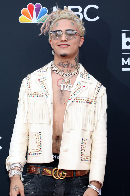 How tall is Lil Pump