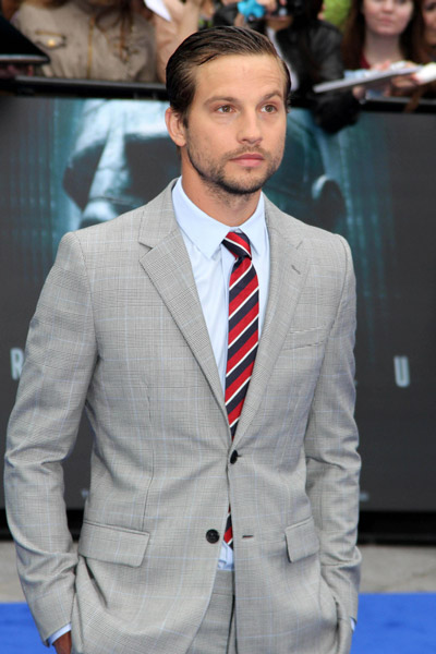 Logan Marshall Green Height How Tall - seth green height weight