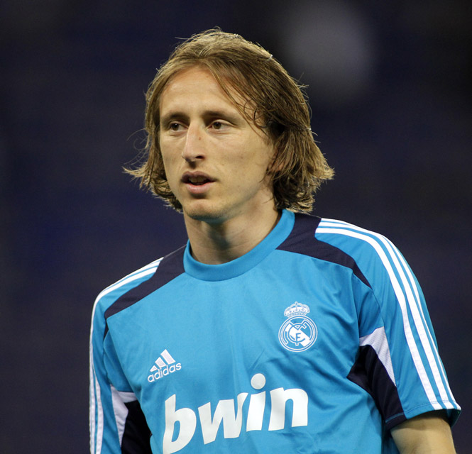 How tall is Luka Modric