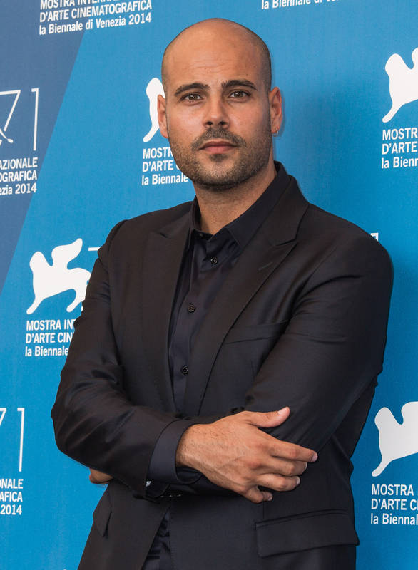 How tall is Marco D'Amore