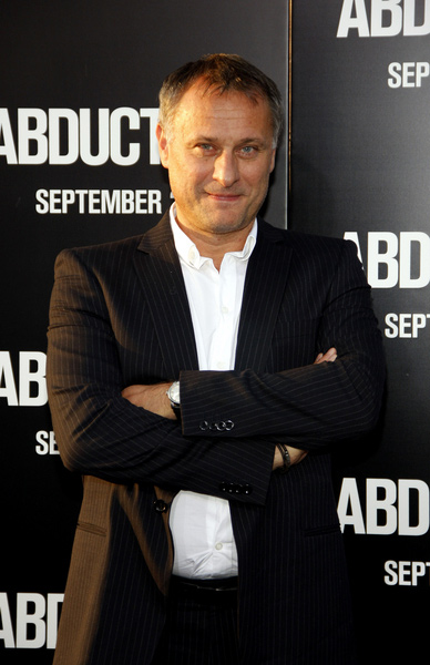 How tall was Michael Nyqvist