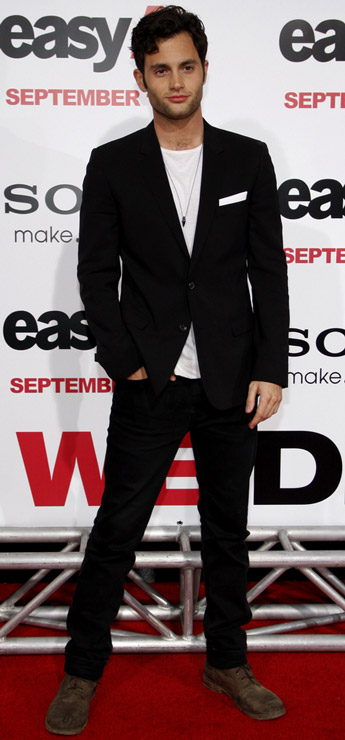 How tall is Penn Badgley
