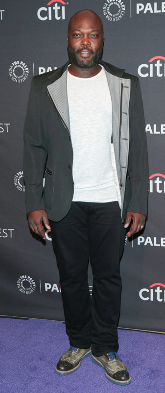 How tall is Peter Macon