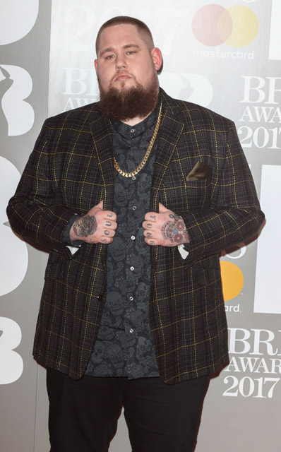 How tall is  Rag'n'Bone Man