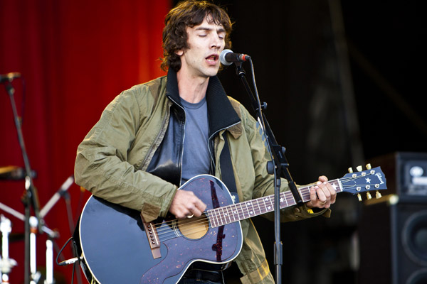 How tall is Richard Ashcroft
