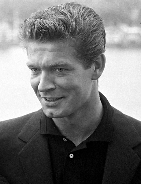 How tall is Stephen Boyd