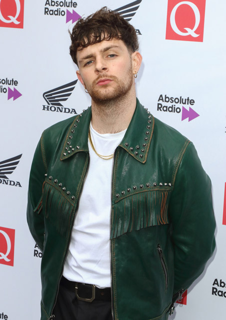 How tall is Tom Grennan