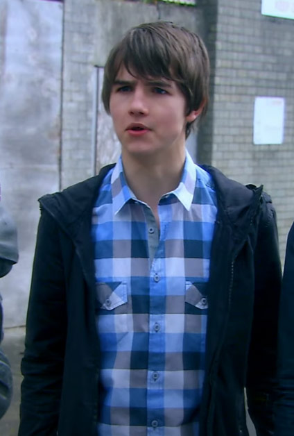 How tall is Tommy Knight