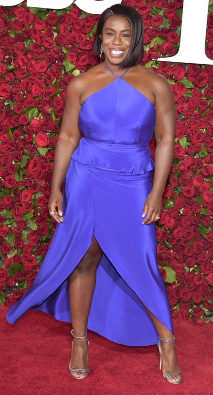 How tall is Uzo Aduba